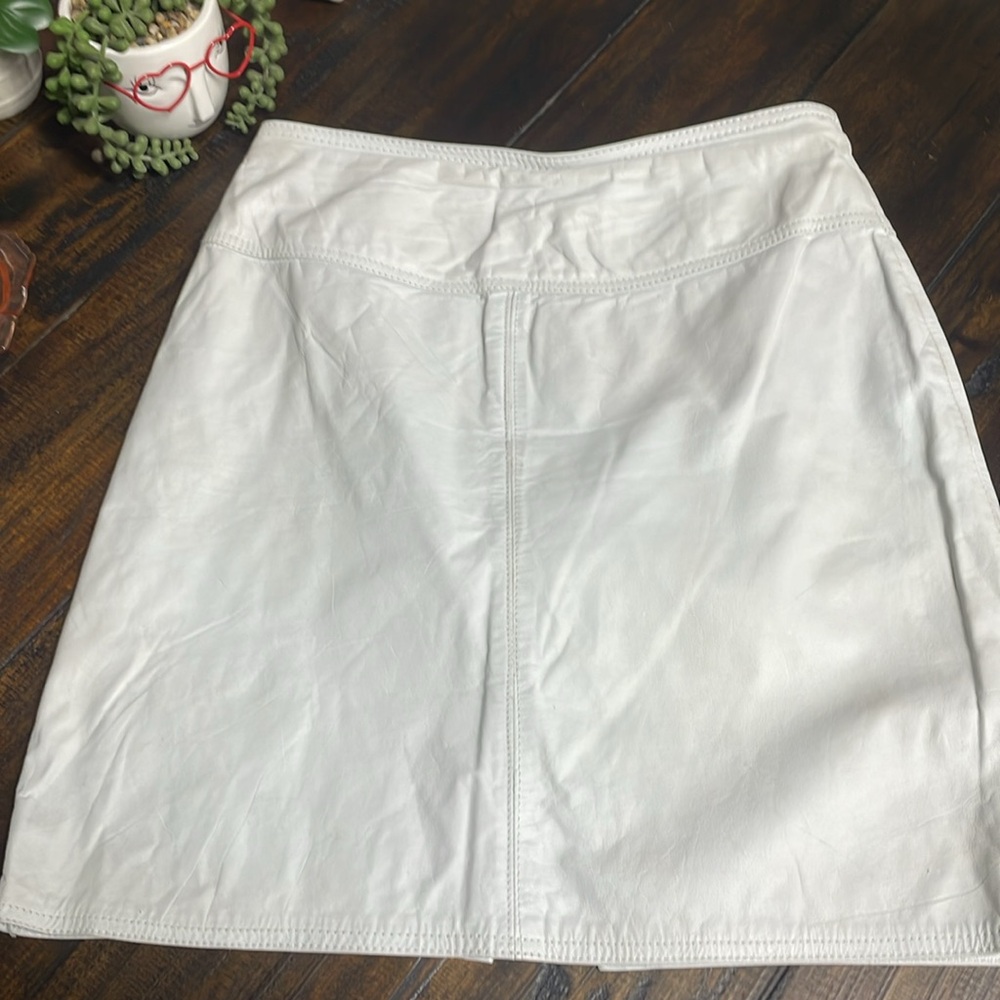 Vintage TRUMPS Sport Women's White Genuine Leather Mini Skirt